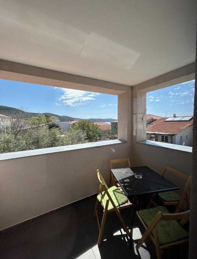 Apartments By The Sea Martinscica, Cres - 14334 Martinscica (Cres) Exterior foto